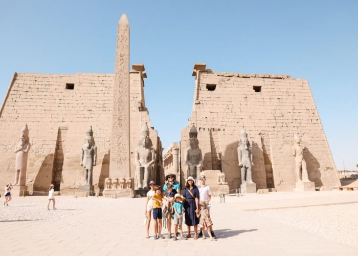 A-wonderful-photo-of-a-family-in-front-of-Luxor-Temple.